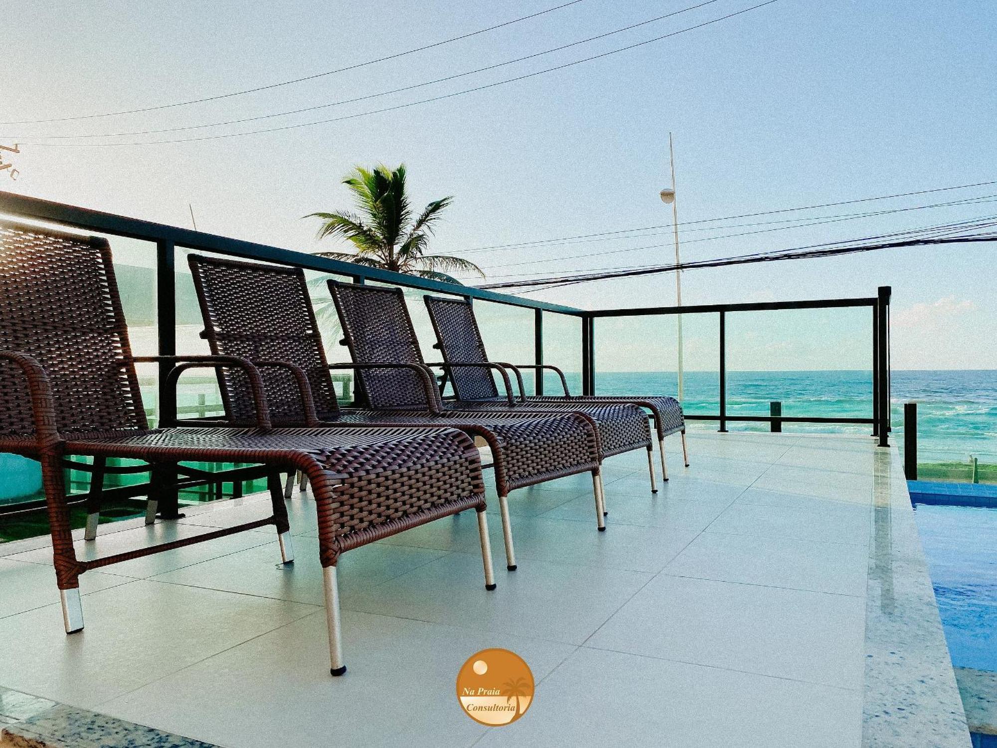 Pe Na Areia, Piscina Borda Infinita, Vaga De Garagem, Portaria 24 Hs Apartment Salvador Exterior photo