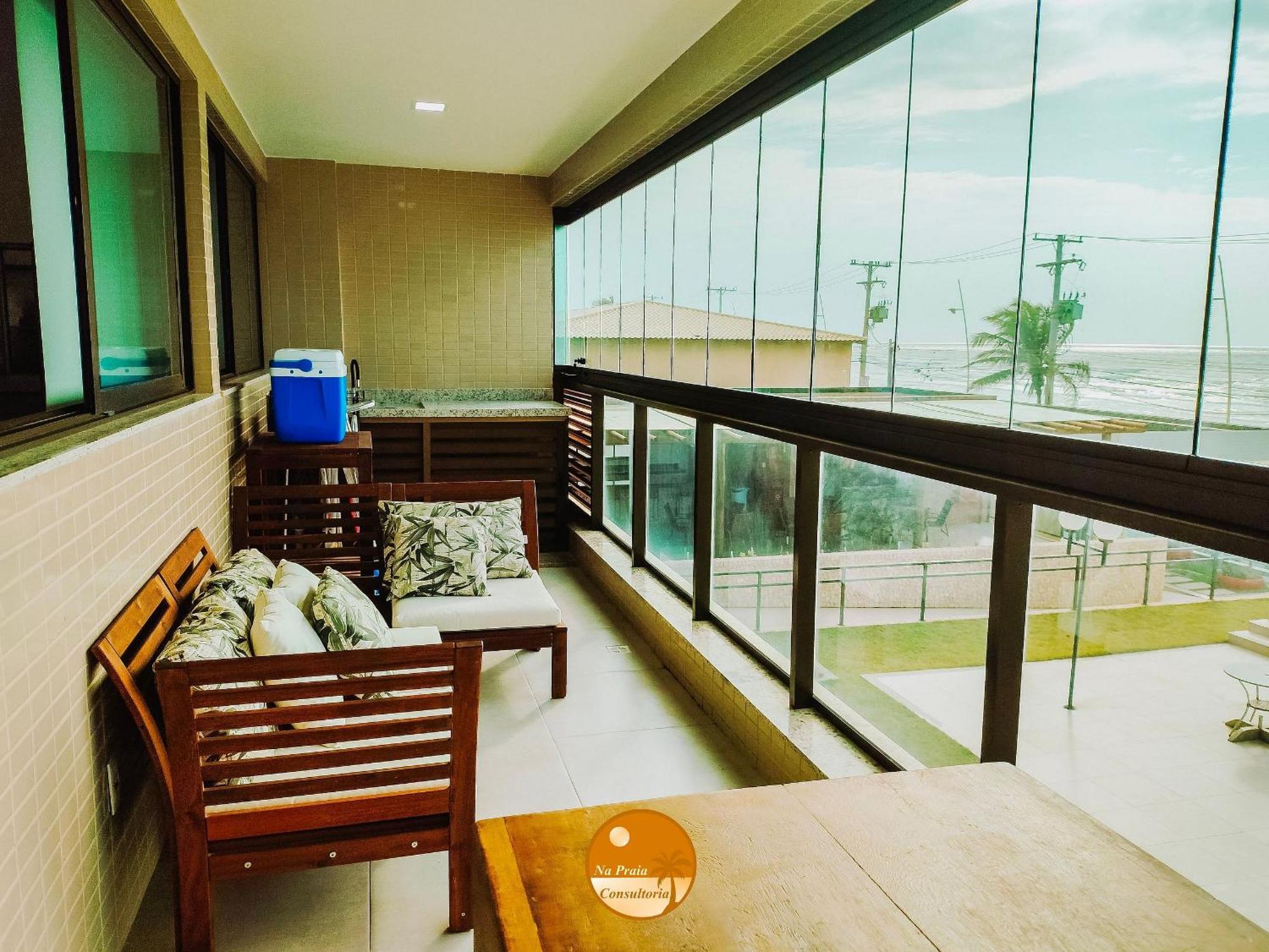 Pe Na Areia, Piscina Borda Infinita, Vaga De Garagem, Portaria 24 Hs Apartment Salvador Room photo
