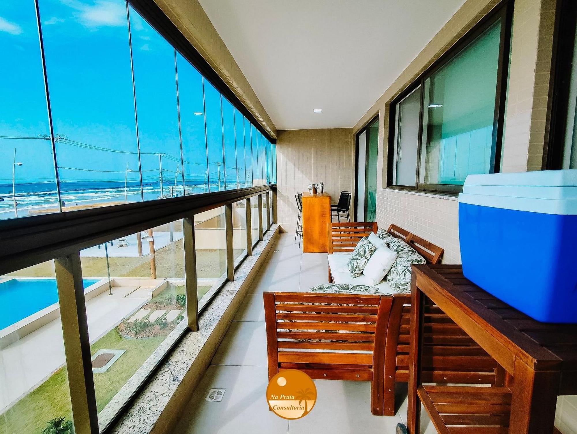 Pe Na Areia, Piscina Borda Infinita, Vaga De Garagem, Portaria 24 Hs Apartment Salvador Room photo